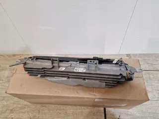 M8E2-13404-AL Фонарь задний правый Land Rover Range Rover 5 Арт e11635939, вид 5