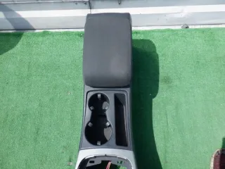 8K0864981D Подлокотник Audi A5 (S5,RS5) 1 Арт e11621588, вид 2
