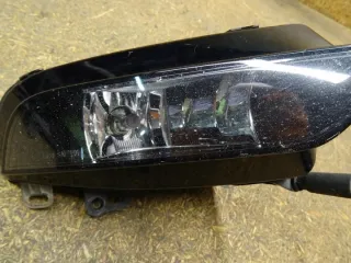 8V0941700C Фара противотуманная правая Audi A3 8V Арт e11606454, вид 2