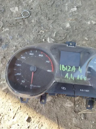 6J0920800K Щиток приборов (приборная панель) Seat Ibiza 4 Арт e11594570, вид 3
