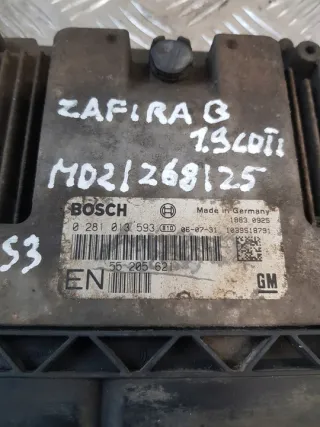 55205621 0281013593 Блок управления двигателем Opel Zafira B Арт e11585045, вид 3