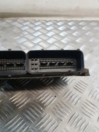 55205621 0281013593 Блок управления двигателем Opel Zafira B Арт e11585045, вид 6