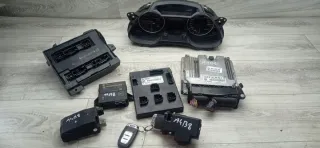 03L906022JM Блок управления двигателем Audi A4 B8 Арт e11582373, вид 1