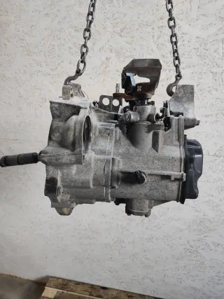 JHU КПП механическая (МКПП) Volkswagen Golf 5 1.6л Арт 52221_1, вид 2