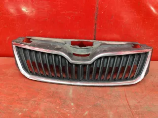 5JA853668 решетка радиатора Skoda Rapid Арт MB90080, вид 1