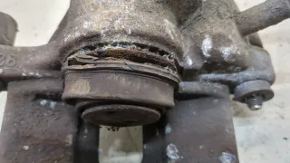BPYK2671XC Суппорт тормозной задний левый Mazda 3 BL Арт 20403473, вид 3
