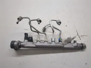 03L130089A Топливная рампа  Audi A6 C6 (S6,RS6) Арт 20389675, вид 1