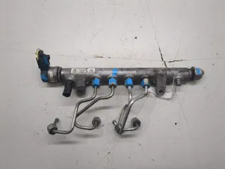 03L130089A Топливная рампа  Audi A6 C6 (S6,RS6) Арт 20389675, вид 3