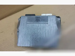 9628499280 Блок управления гидроподвеской Citroen Xantia Арт 55610701, вид 2