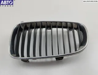 7166439 Решетка радиатора BMW 1 E81/E82/E87/E88 Арт 55011441