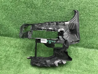 51118069228 Кронштейн перед бампера BMW X5 G05  Арт 0000007924958
