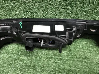 LR183038 Фонарь крышки багажника Land Rover Range Rover 5 Арт 0000007915376, вид 25