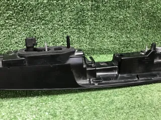LR183038 Фонарь крышки багажника Land Rover Range Rover 5 Арт 0000007915376, вид 34