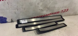 A21168055359051, A21168056359051, A21168057359051, A21168058359051 Порожек пластиковый Mercedes E W211 Арт 8636, вид 1