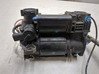 4F0616005D Компрессор пневмоподвески Audi A8 D3 (S8) Арт 9442436, вид 5
