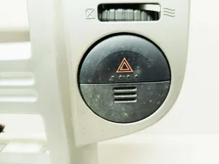 68260EQ1002DINAUTO,27500ES71A,A0200049B03000 Накладка декоративная центральной консоли Nissan X-Trail T30 Арт 2087453, вид 3