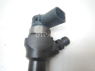 04L130277E Форсунка дизельная электрическая Skoda Octavia A7 Арт AM70435204, вид 3