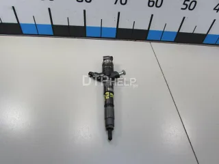 2367039365 Форсунка дизельная электрическая Toyota Land Cruiser 200 Арт AM81030503, вид 2