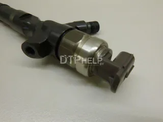 2367039365 Форсунка дизельная электрическая Toyota Land Cruiser 200 Арт AM84758296, вид 3