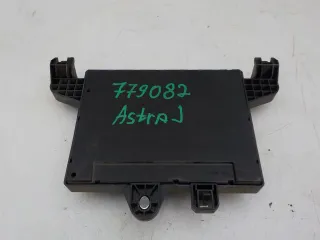 13302301 Блок предохранителей (багажник) Opel Astra J Арт BIT779082, вид 6