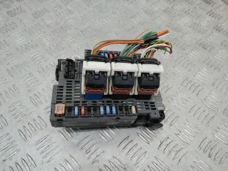 9674921580,Z01 Блок предохранителей Citroen C4 2 Арт 108639, вид 1