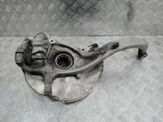  кулак поворотный левый Audi A4 B8 Арт 106459