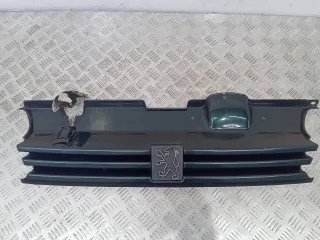 9255588877 Решетка радиатора Peugeot 405 Арт 103851, вид 2