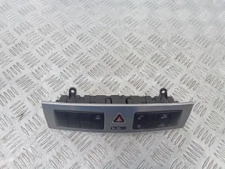 A2038707910 Кнопка аварийной сигнализации Mercedes C W203 Арт 100335, вид 2