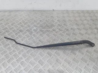 288861068R Щеткодержатель (поводок стеклоочистителя, дворник) Renault Megane 4 Арт 99082, вид 1