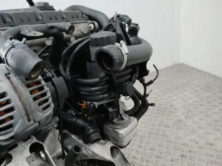 038115389 Корпус масляного фильтра Volkswagen Passat B5 Арт 98667