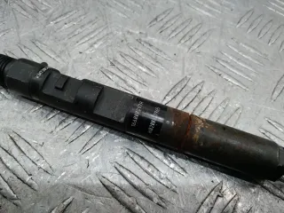 166000897R,8200827965 Форсунка Renault Megane 3 Арт 96883, вид 3