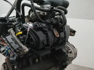 55557904 коллектор впускной левый Opel Corsa D Арт 95881