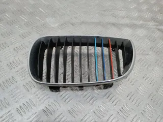 511370771299 Решетка радиатора BMW 1 E81/E82/E87/E88 Арт 90098