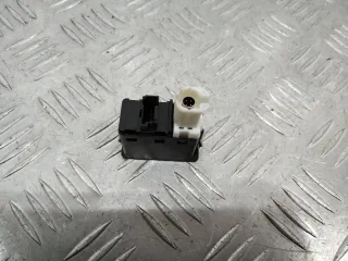 8410926660703 Разъем AUX / USB BMW X5 F15 Арт 85345, вид 3