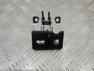  Кнопка открытия лючка топливного бака Nissan Qashqai 1  Арт 84492, вид 1