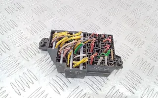 240181755R,77003297597 Блок предохранителей Renault Duster 1 Арт 2_69888