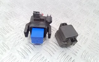 243800013R блок реле Renault Megane 3 Арт 2_67962