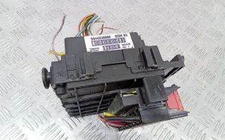 9644038680 Блок предохранителей Peugeot 307 Арт 2_67209, вид 2