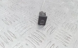 15A257 Кнопка (выключатель) Toyota Prius 2 Арт 2_57395, вид 1
