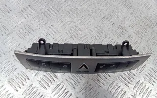 A2038704810 Кнопка аварийной сигнализации Mercedes C W203 Арт 2_56083, вид 2