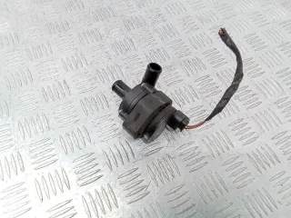 A0005000686 Насос антифриза дополнительный Mercedes A W176 Арт 2_55871, вид 1