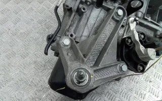 8200043084 Кронштейн Кпп Renault Modus Арт 2_51087