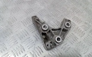 8980055390 Кронштейн двигателя Opel Astra J Арт 2_47847