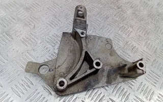 8200408663 Кронштейн двигателя Renault Clio 3 Арт 2_41180, вид 3