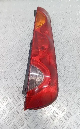  Фонарь задний правый Nissan Note E11 Арт 2_38118