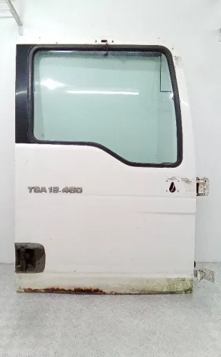  Дверь передняя правая MAN TGA Арт 2_37360