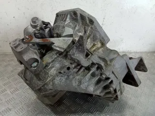F40,R11146503AJL КПП механическая (МКПП) Chevrolet Orlando Арт 2_34302, вид 3