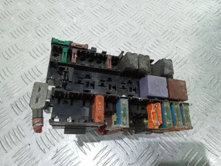 7703497782 Блок предохранителей Renault Scenic 1 Арт 2_33762, вид 2