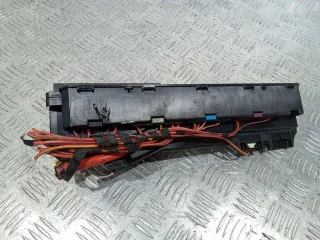 61146957330 Блок предохранителей BMW 5 E60/E61 Арт 2_33115, вид 3