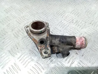 YC1Q-8250-BA Фланец (тройник) системы охлаждения Ford Transit 3 Арт 2_32417, вид 2